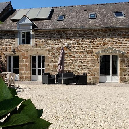 Le Logis De Mordreuc Daire Pleudihen-sur-Rance Dış mekan fotoğraf